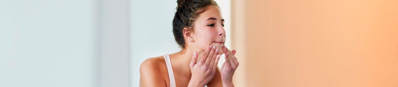 Cómo tratar el acné en adolescentes