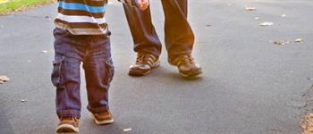 Cojera en niños: Síntomas y causas