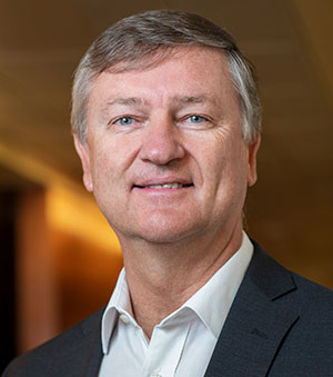 Andres Kuhlmann Jahn Director Clinica Alemana