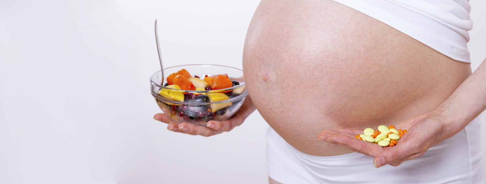 Por qué es importante tomar ácido fólico durante el embarazo