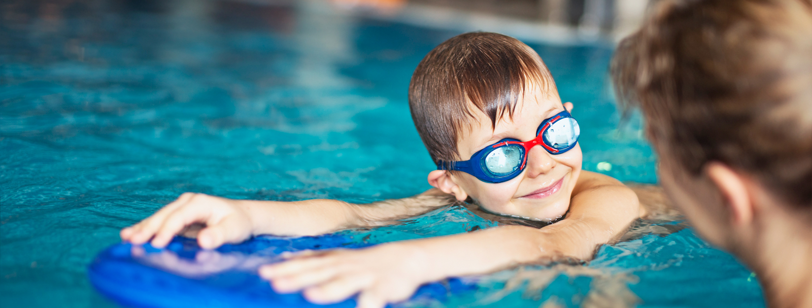 9 reglas de seguridad para los niños en la piscina o el mar