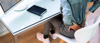 ¿Por qué duele la espalda? Causas, tratamiento y cuándo preocuparse